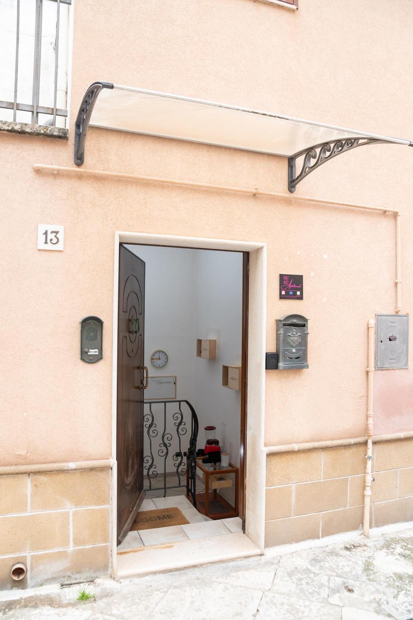 Susu Apartment Brindisi Exterior foto